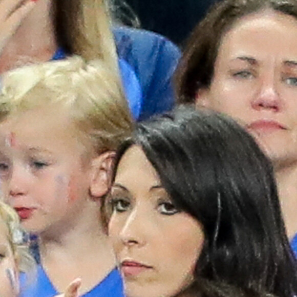 Jenifer Giroud (Femme de Olivier Giroud) et sa fille Jade après le match de la finale de l'Euro 2016 Portugal-France au Stade de France à Saint-Denis, France, le 10 juillet 2016. © Cyril Moreau/Bestimage