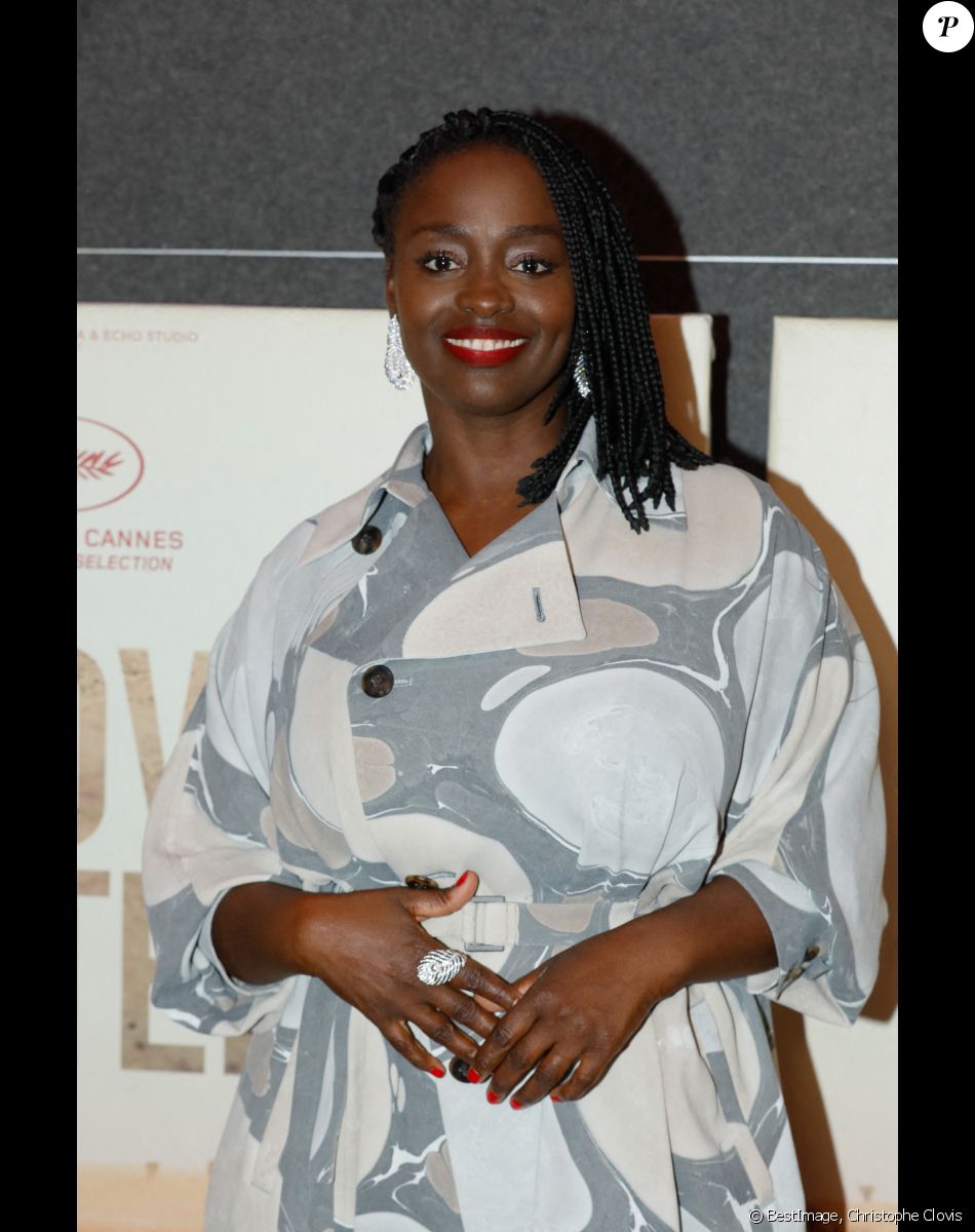 Aïssa Maïga - Avant-première du film "Marcher sur l'eau" au Mk2 Odéon à Paris, le 8 novembre 2021. © Christophe Clovis/Bestimage