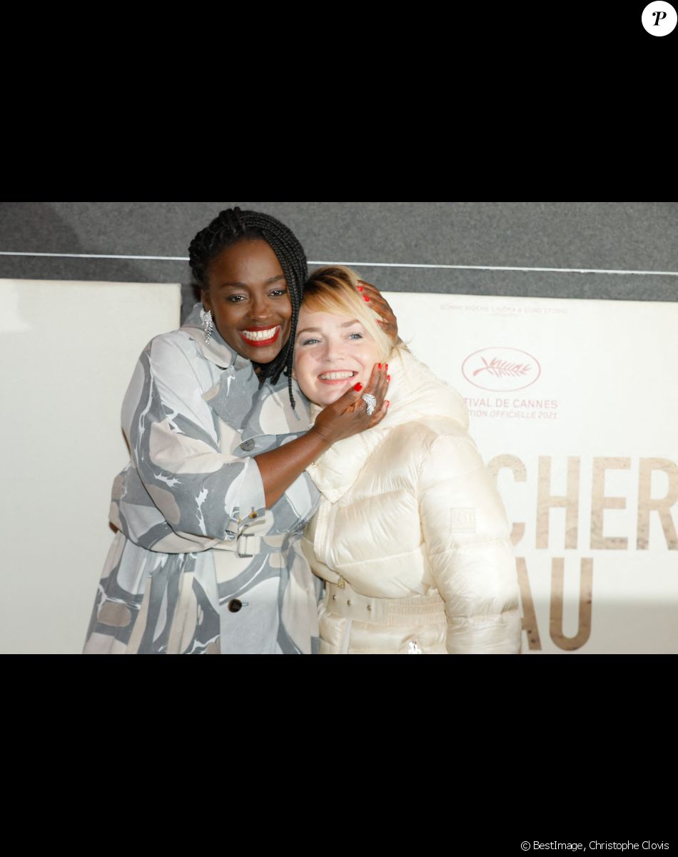 Aïssa Maïga, Julie Judd - Avant-première du film "Marcher sur l'eau" au Mk2 Odéon à Paris, le 8 novembre 2021. © Christophe Clovis/Bestimage