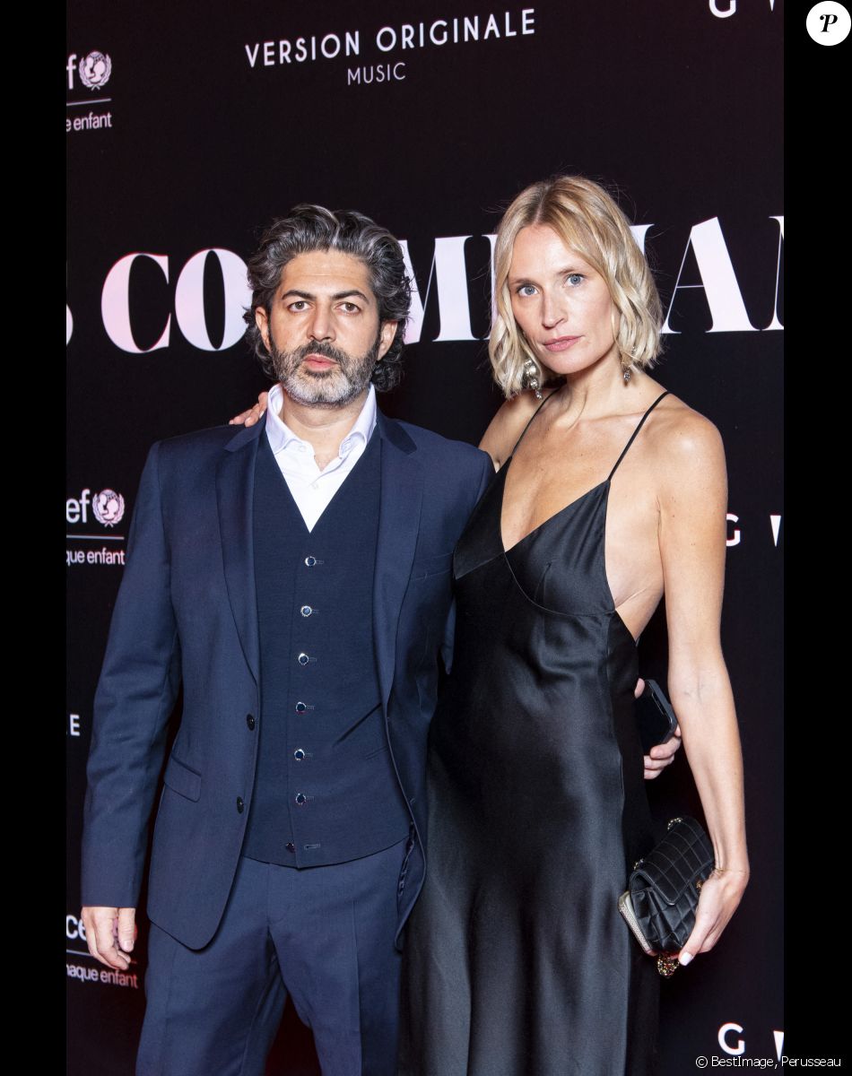 John Mamann et sa compagne au photocall de la soirée "Unis comme jamais" au profit de l'Unicef, au pavillon Cambon à Paris. Le 8 novembre 2021. © Pierre Perusseau / Bestimage