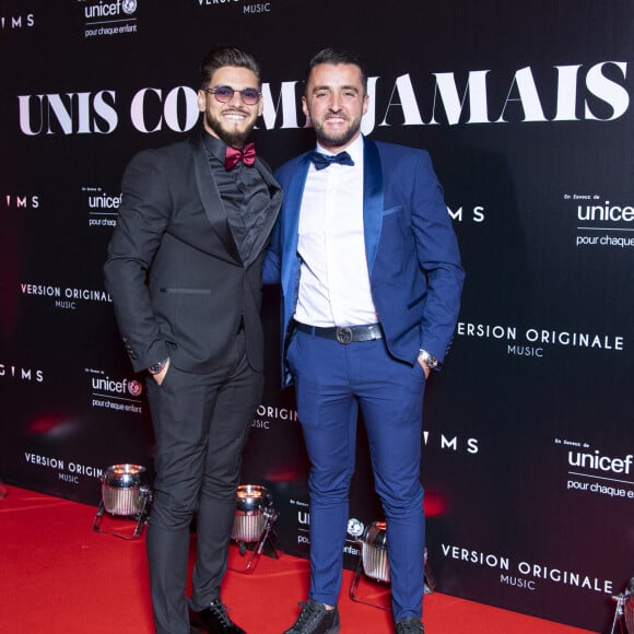 Rayane Bensetti, guest au photocall de la soirée "Unis comme jamais" au profit de l'Unicef, au pavillon Cambon à Paris. Le 8 novembre 2021. © Pierre Perusseau / Bestimage 