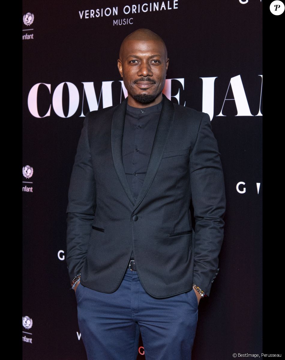 Harry Roselmack au photocall de la soirée "Unis comme jamais" au profit de l'Unicef, au pavillon Cambon à Paris. Le 8 novembre 2021. © Pierre Perusseau / Bestimage