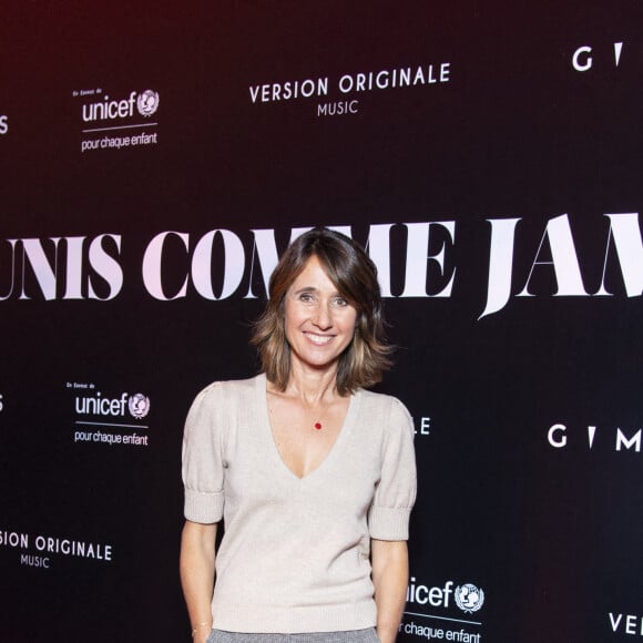 Alexia Laroche-Joubert au photocall de la soirée "Unis comme jamais" au profit de l'Unicef, au pavillon Cambon à Paris. Le 8 novembre 2021. Le chanteur Gims a récolté 1 500 000 € ! Généreux comme Jamais… c’est le nom de clôture que devrait porter le gala de charité initié par l’artiste GIMS et dont tous les fonds récoltés ont été reversé à l’association Unicef France. L’évènement, organisé par Version Originale (dirigé par J.Saadia) et INDIFFERENCE PROD (S.Boussif, manager de l’artiste), a été l’occasion de dévoiler au grand jour le partenariat entre la maison Audemars Piguet et l’artiste ainsi que sa volonté d’aider les enfants en Afrique. © Pierre Perusseau / Bestimage  Unicef party "Unis comme jamais" in Paris. On november 8th 2021 