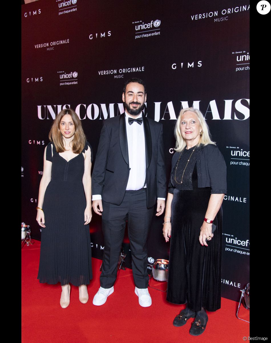 Christine Chevalier (Unicef) au photocall de la soirée "Unis comme jamais" au profit de l'Unicef, au pavillon Cambon à Paris. Le 8 novembre 2021. Le chanteur Gims a récolté 1 500 000 € ! Généreux comme Jamais… c’est le nom de clôture que devrait porter le gala de charité initié par l’artiste GIMS et dont tous les fonds récoltés ont été reversé à l’association Unicef France. L’évènement, organisé par Version Originale (dirigé par J.Saadia) et INDIFFERENCE PROD (S.Boussif, manager de l’artiste), a été l’occasion de dévoiler au grand jour le partenariat entre la maison Audemars Piguet et l’artiste ainsi que sa volonté d’aider les enfants en Afrique. © Pierre Perusseau / Bestimage Unicef party "Unis comme jamais" in Paris. On november 8th 2021