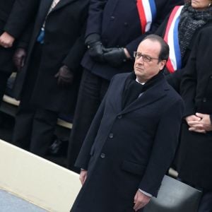 François Hollande, Nicolas Sarkozy - Hommage national aux victimes des attentats dans la cour d'honneur des Invalides à Paris le 27 novembre 2015. © Dominique Jacovides / Bestimage