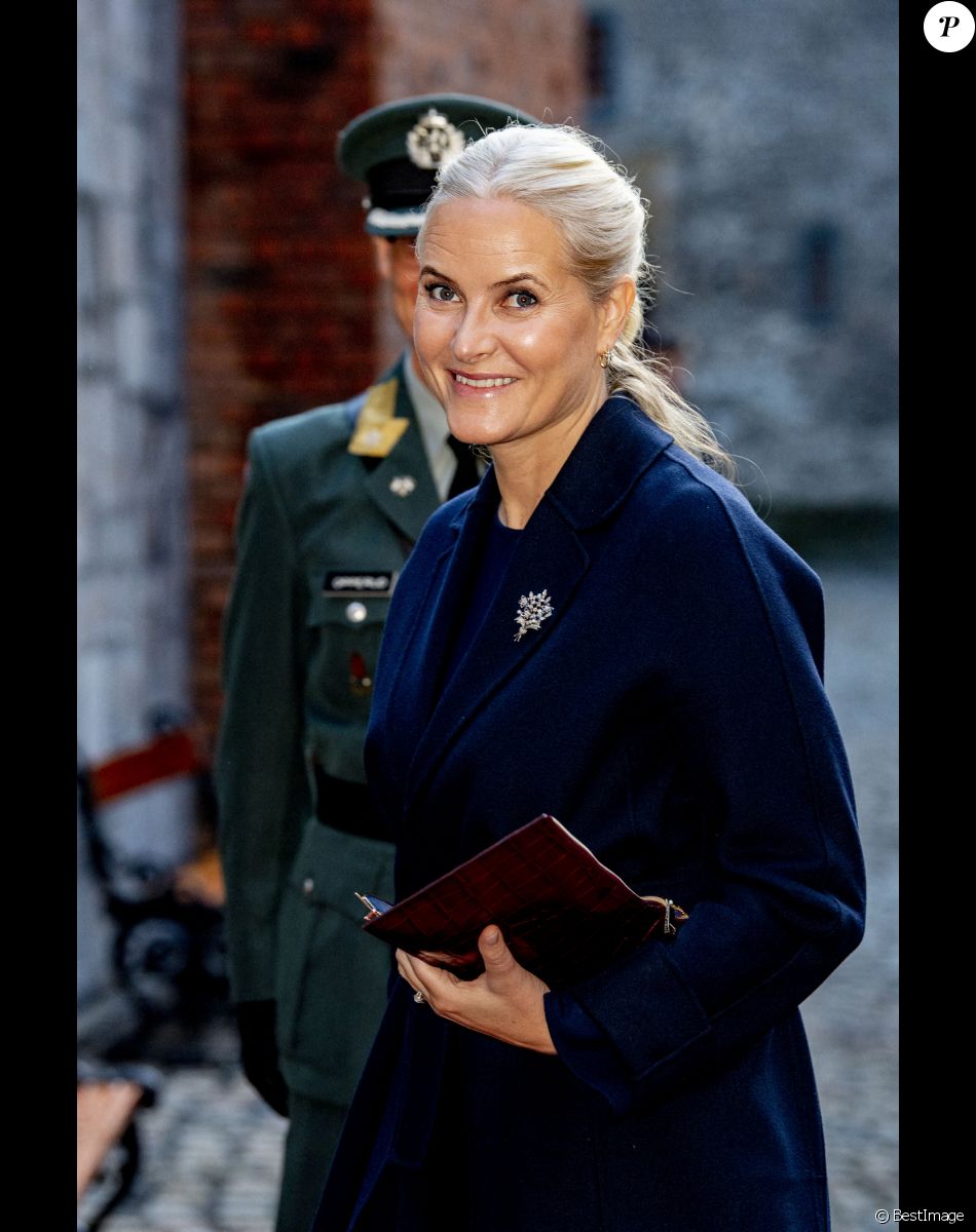 La princesse Mette-Marit de Norvège - Visite de la forteresse d'Akershus à Oslo, le 10 novembre 2021, dans le cadre de la visite d'Etat de trois jours en Norvège du couple royal des Pays-Bas.