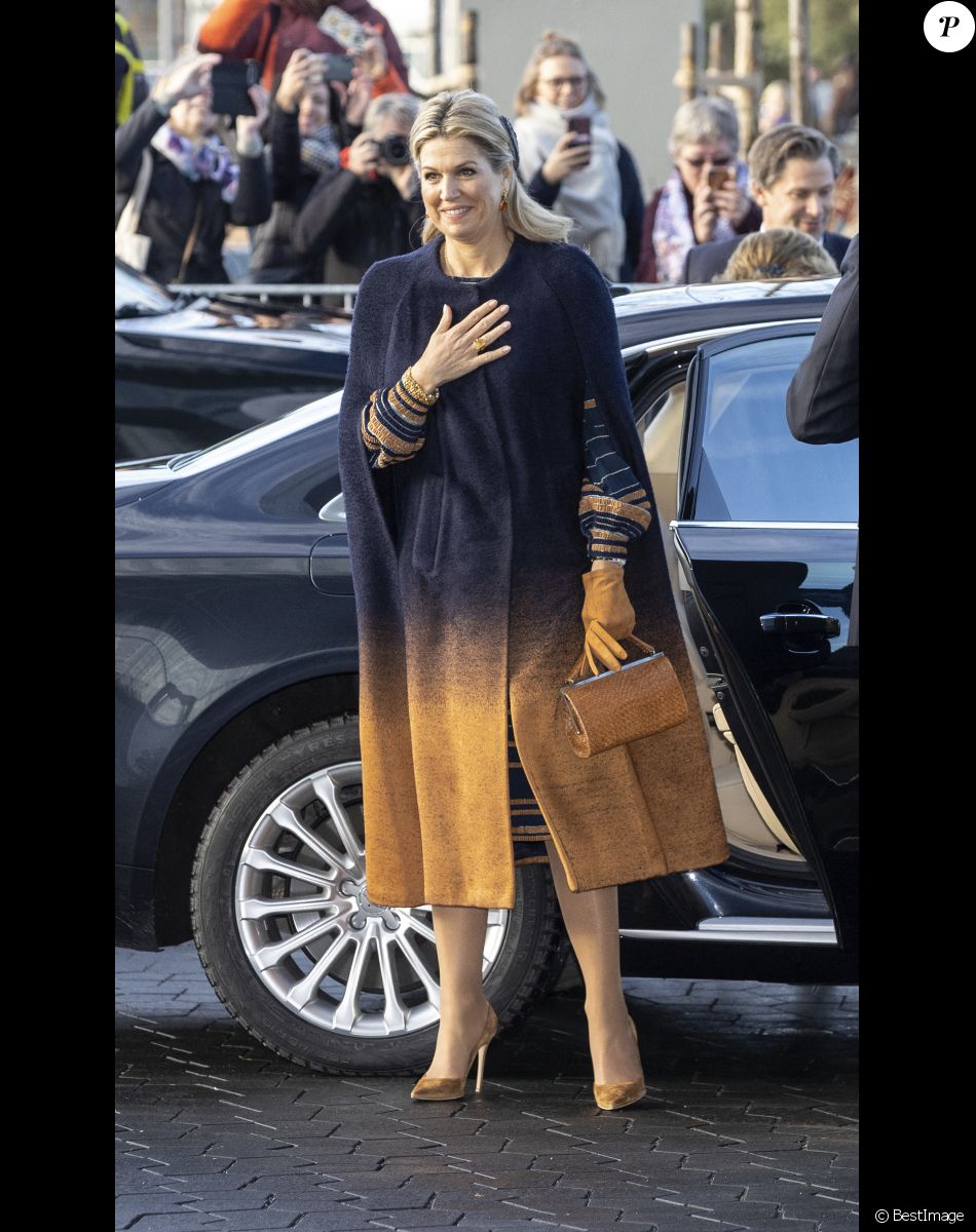 La reine Maxima des Pays-Bas - Le roi Willem-Alexander et la reine Maxima des Pays-Bas assistent à un séminaire sur les droits de l'homme et la liberté d'expression à la bibliothèque Deichman à Oslo, dans le cadre de leur visite d'Etat en Norvège, le 10 novembre 2021.
