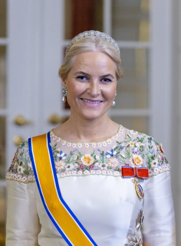 La princesse Mette Marit de Norvège - Dîner d'état au palais royal à Oslo en l'honneur de la visite du roi et de la reine des Pays-Bas en Norvège le 9 novembre 2021.