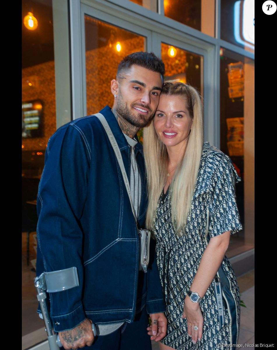 Thibault Garcia et sa femme Jessica Thivenin lors de la soirée " Come Chill with Booba " au bar Le Tube à Dubaï le 21 octobre 2021. © Nicolas Briquet / Bestimage