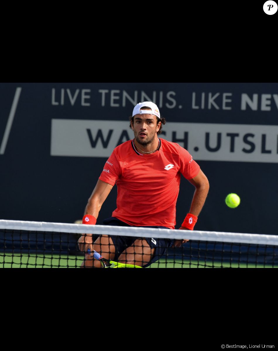 Dustin Brown vs Matteo Berrettini - Tournoi de tennis Ultimate Tennis Showdown (UTS) de P. Mouratoglou à Sophia Antipolis le 14 juin 2020. © Lionel Urman / Bestimage