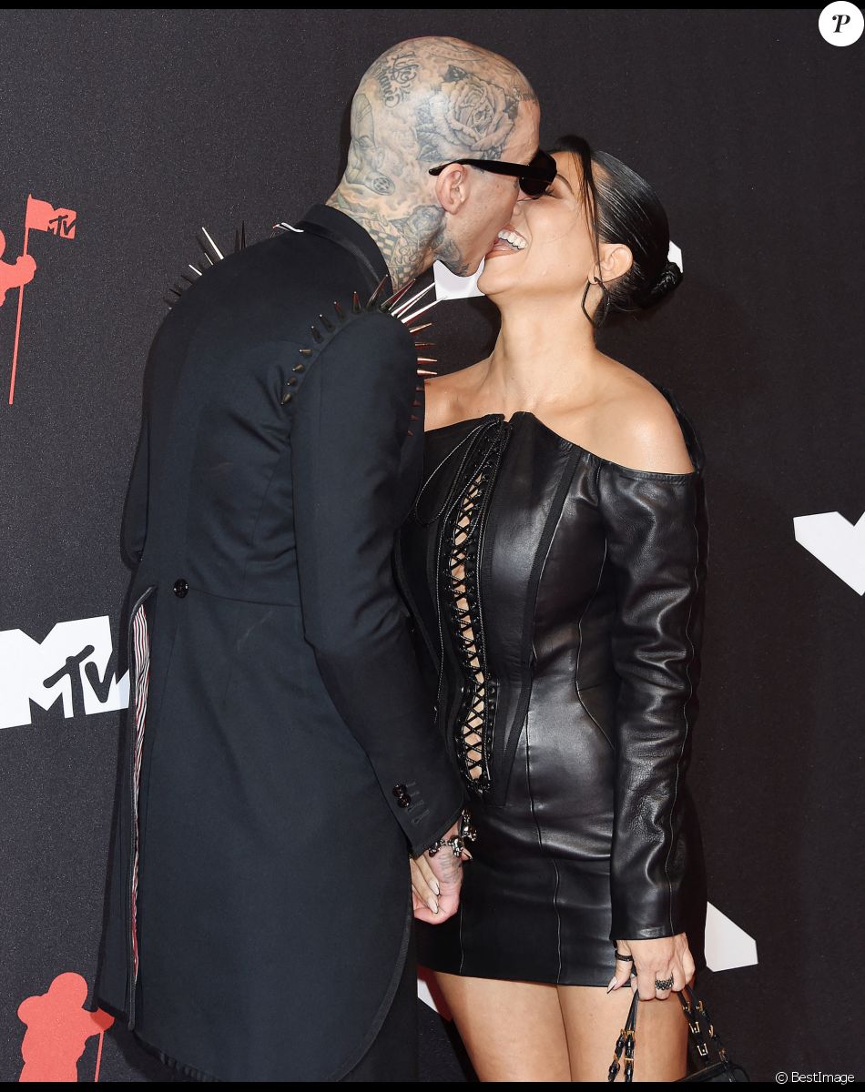 Travis Baker, Kourtney Kardashian - Cérémonie des 2021 MTV Video Music Awards à New York.