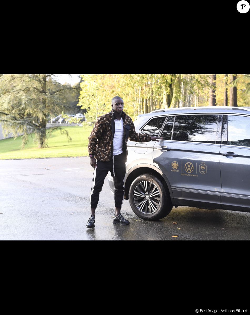 Benjamin Mendy - Les joueurs de l'équipe de France se rendent à l'entrainement à Clairefontaine. © Anthony Bibard/Panoramic/Bestimage
