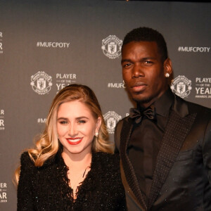 Paul Pogba et sa compagne Maria Salaues lors de la soirée du prix du joueur de l'année de Manchester United 2019 au stade Old Trafford à Manchester, Royaume Uni, le 9 mai 2019.