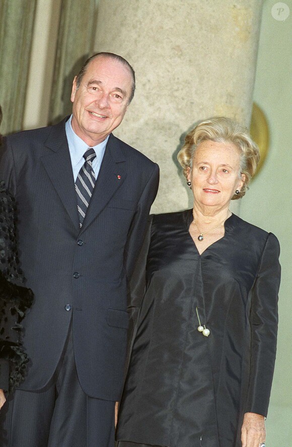 Bernadette et Jacques Chirac à l'Elysée lors de la venue d'Hosni Moubarak en 2001