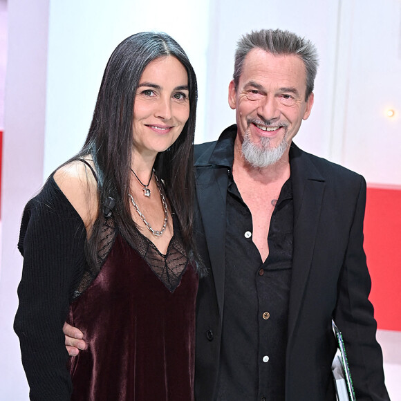 Exclusif - Florent Pagny et son épouse Azucena - Enregistrement de l'émisssion Vivement dimanche au studio Gabrie. © Guillaume Gaffiot / Bestimage