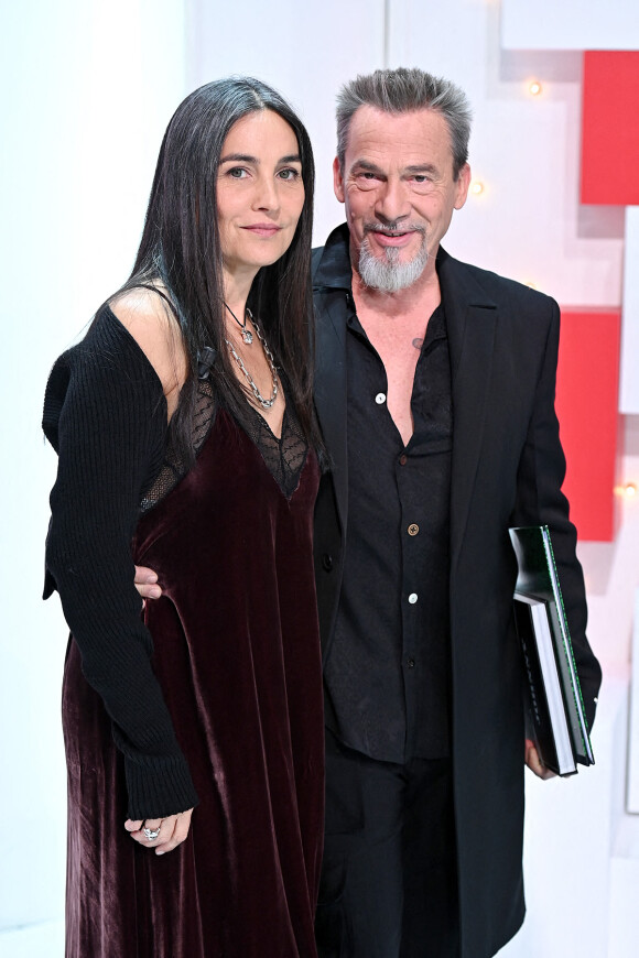 Exclusif - Florent Pagny et son épouse Azucena - Enregistrement de l'émisssion Vivement dimanche au studio Gabriel, presentée par Michel Drucker . Diffusion sur France 2 le 21 Novembre 2021 . © Guillaume Gaffiot / Bestimage