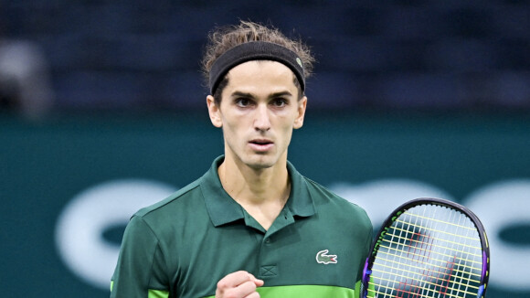 Pierre-Hugues Herbert sacré à Turin : jolie photo en famille avec Harper posé dans la coupe !