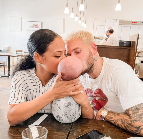 M. Pokora, Christina Milian et leur fils Kenna (1 mois). Mai 2021.