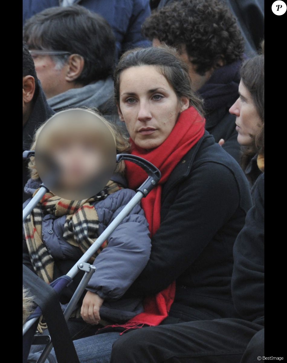 Pascale Mitterrand lors des obsèques de Danielle Mitterrand en 2011