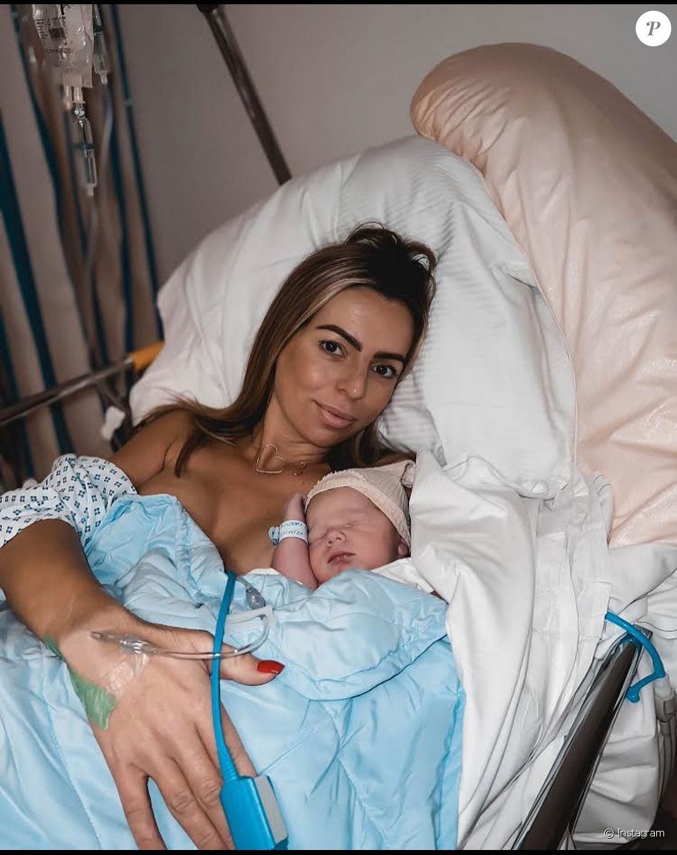 Hillary Vanderosieren et Giovanni Bonamy parents pour la 2e fois d'un petit garçon.