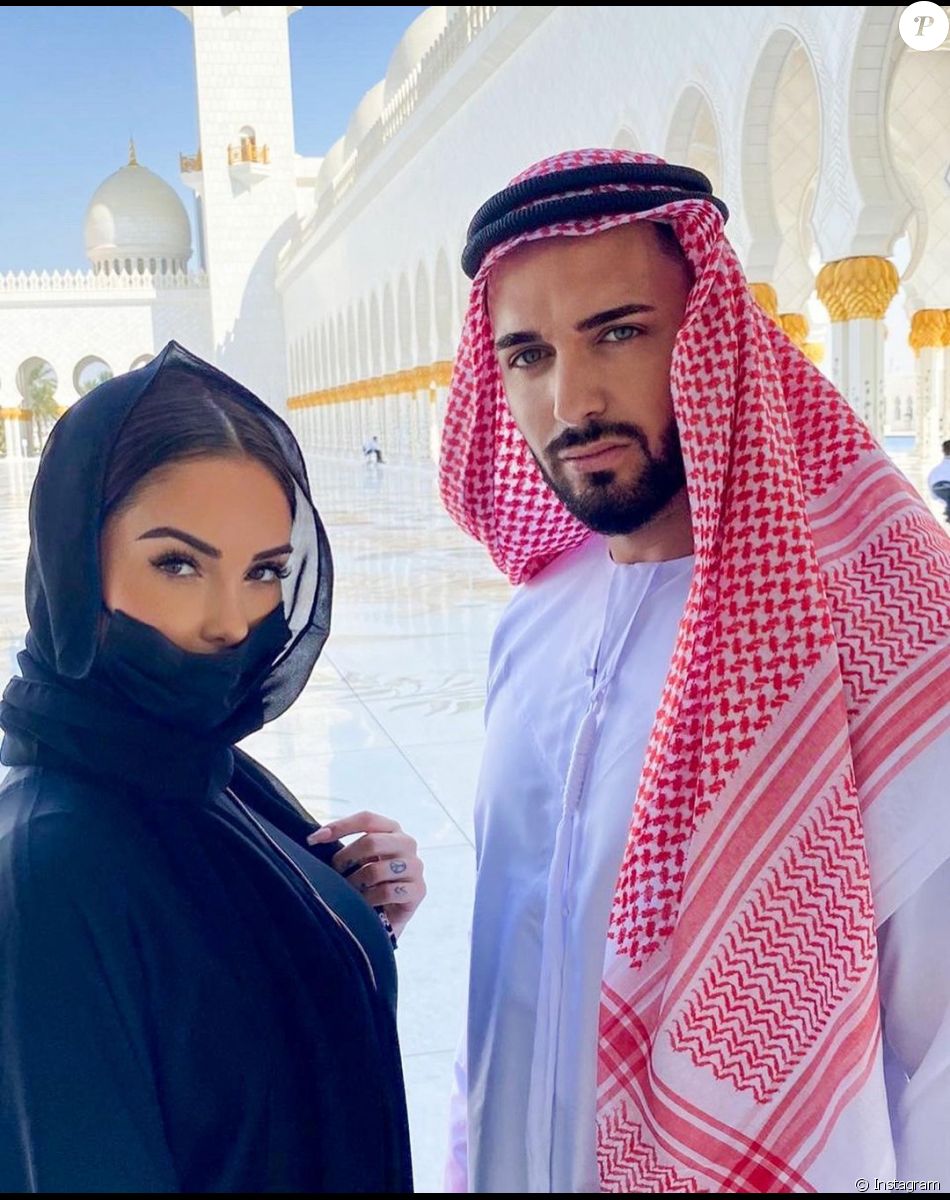 Nabilla, comblée par son mari Thomas Vergara et leur fils Milann.