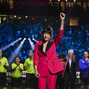 Nolwenn Leroy fait le show d'avant-match des légendes à la U Arena à Nanterre, le 12 juin 2018. © Bestimage