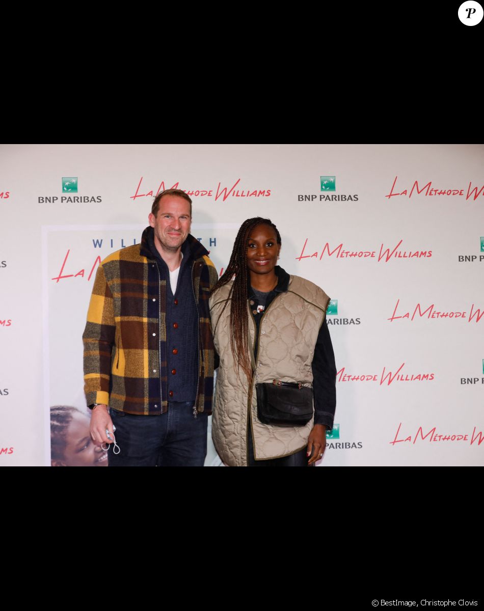Stephen Brun et sa compagne Laëtitia Kamba - Avant-première du film "la méthode Williams (King Richard)" au Grand Rex à Paris, France, le 01 décembre 2021. © Christophe Clovis / Bestimage