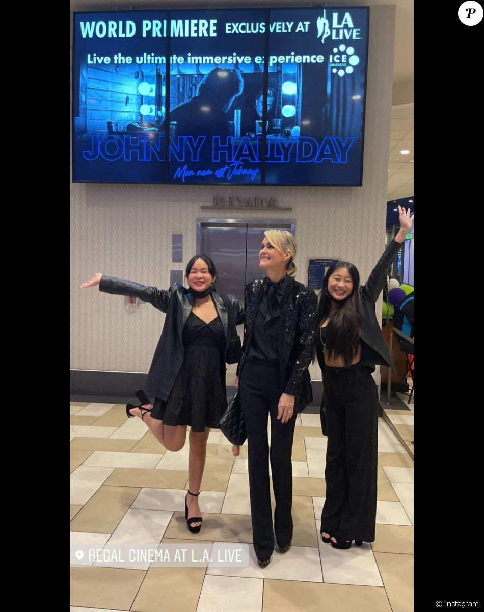 Laeticia Hallyday et ses filles Jade et Joy à la première mondiale du docu-live "Mon nom est Johnny" à Los Angeles.