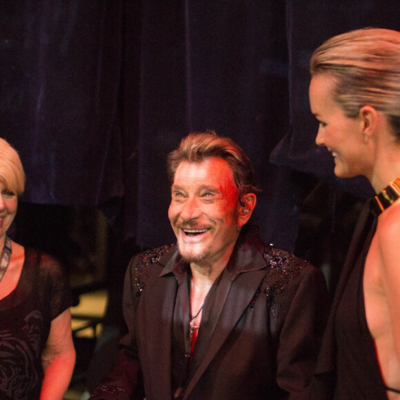 Exclusif - Laeticia Hallyday - Johnny Hallyday en concert au POPB de Bercy et au Theatre de Paris a Paris - Jour 2 de la tournee "Born Rocker Tour". Le 15 juin 2013