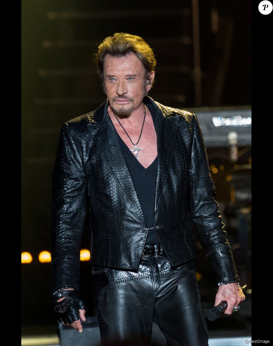Exclusif - Premier concert de la tournee "Born Rocker Tour" de Johnny Hallyday au POPB de Bercy a Paris. Le 14 juin 2013