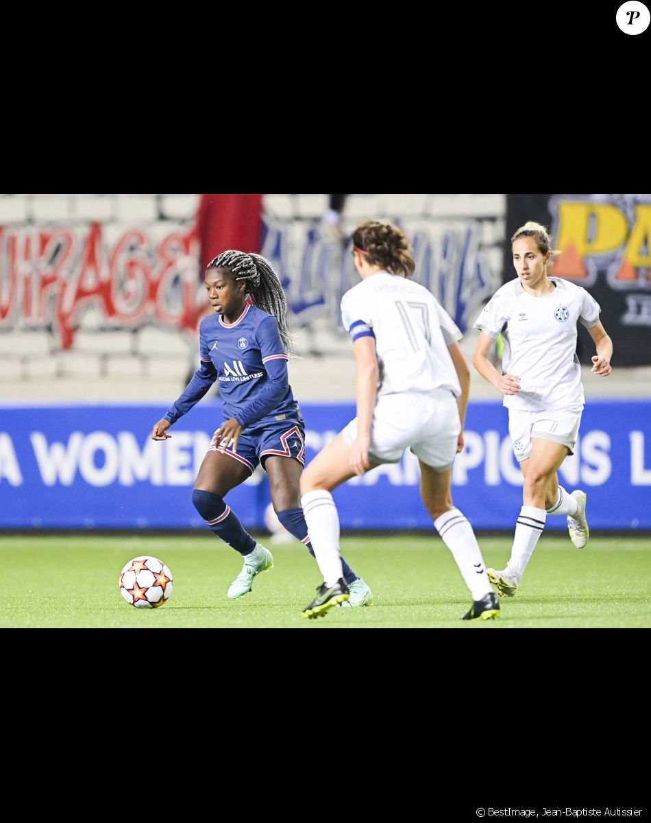 Aminata Diallo (PSG) : PSG vs WFC Kharkiv - UWCL, à Paris, France, le 13 octobre 2021. © Jean-Baptiste Autissier/Panoramic/Bestimage