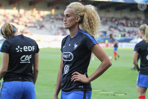 Kheira Hamraoui - Equipe de France Feminine vs Canada à Auxerre, France, le 23 juillet 2016. © Stéphanie Grossetete/Panoramic/Bestimage