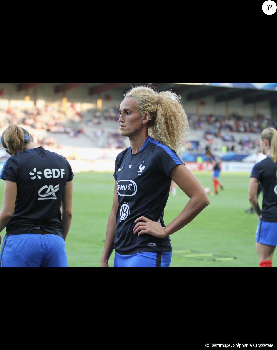 Kheira Hamraoui - Equipe de France Feminine vs Canada à Auxerre, France, le 23 juillet 2016. © Stéphanie Grossetete/Panoramic/Bestimage