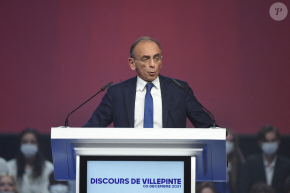 Meeting d'Eric Zemmour, candidat à la présidentielle 2022, à Villepinte en Seine-Saint-Denis le 5 décembre 2021