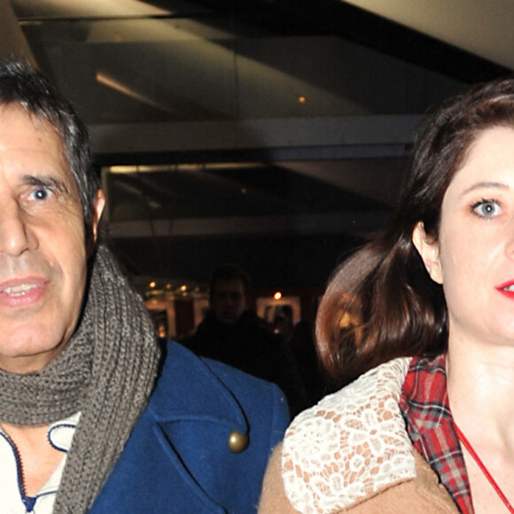 Julien Clerc et sa femme Helene Gremillon arrivent a la premiere de 'Arretez moi' a Paris le 6 Fevrier 2013.