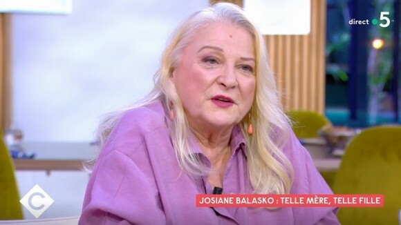 Josianne Balasko dans l'émission "C à Vous" sur France 5.
