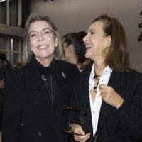 Caroline de Monaco : Tout sourire avec Carole Bouquet pour Chanel