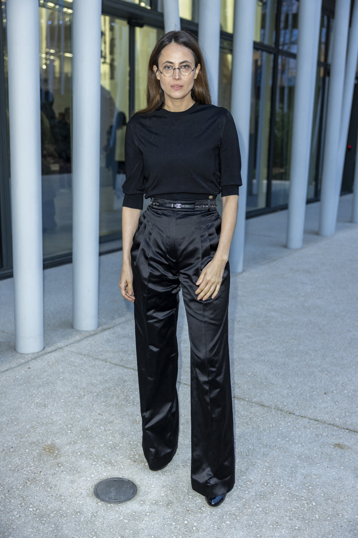 Photo : Anne Berest assiste au défilé de mode Chanel Métiers d'Art 2021