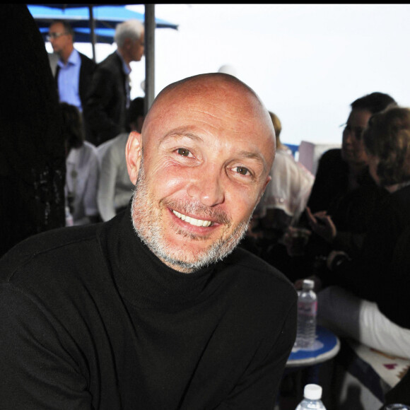 Archives - Frank Leboeuf lors d'un voyage en Tunisie