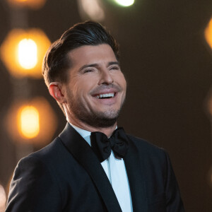 Exclusif - Vincent Niclo - Enregistrement de l'émission "Chantons Aznavour" aux Folies Bergère à Paris, diffusée le 10 décembre à 21h05 sur France 3. © Pierre Perusseau / Bestimage 