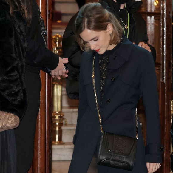 Emma Watson - Sortie de l'enregistrement de l'émission "An Audience with Adele" au London Palladium à Londres, le 6 novembre 2021.