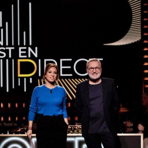 Exclusif - Léa Salamé, Laurent Ruquier sur le plateau de l'émission On Est En Direct (OEED) du samedi 11 décembre, présentée par L.Salamé et L.Ruquier, à Paris, France, le 11 décembre 2021. © Jack Tribeca/Bestimage 