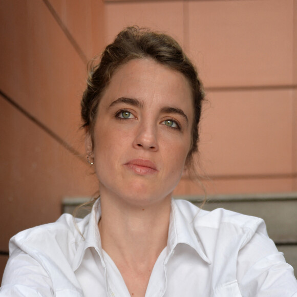 Exclusif - Rendez-vous photo avec Adèle Haenel sur la terrasse Unifrance lors du 72ème Festival International du Film de Cannes, le 22 mai 2019. ©Veeren / Bestimage 