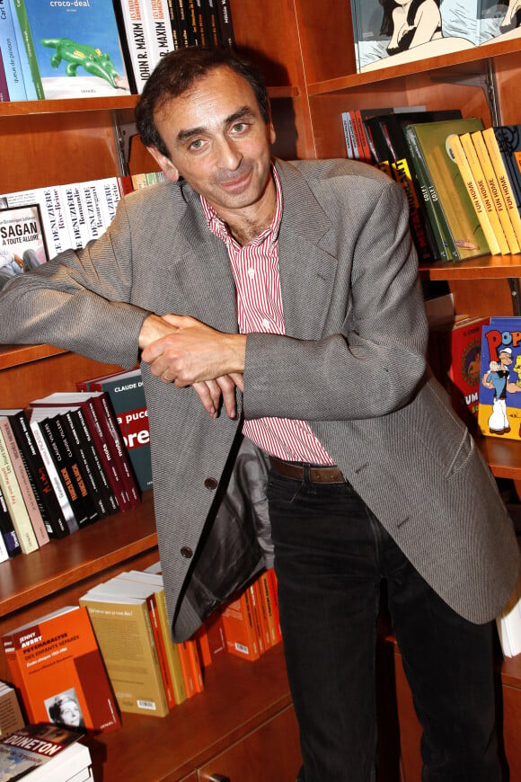 Eric Zemmour - Portrait au Salon du livre de Paris de 2009