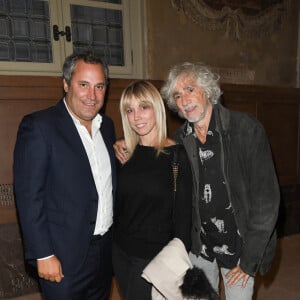 Benjamin Patou, Louis Bertignac et sa compagne Laetitia - Opéra "Tosca Puccini" à l'hôtel national des Invalides dans le cadre de l'opération "Opéra en plein air" à Paris le 4 septembre 2019. © Coadic Guirec/Bestimage