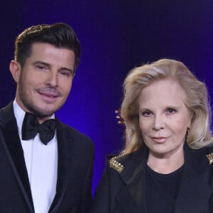 Exclusif - Vincent Niclo et Sylvie Vartan - Backstage - Enregistrement de l'émission "300 Choeurs chantent pour les fêtes", diffusée le 22 décembre à 21h05 sur France 3.