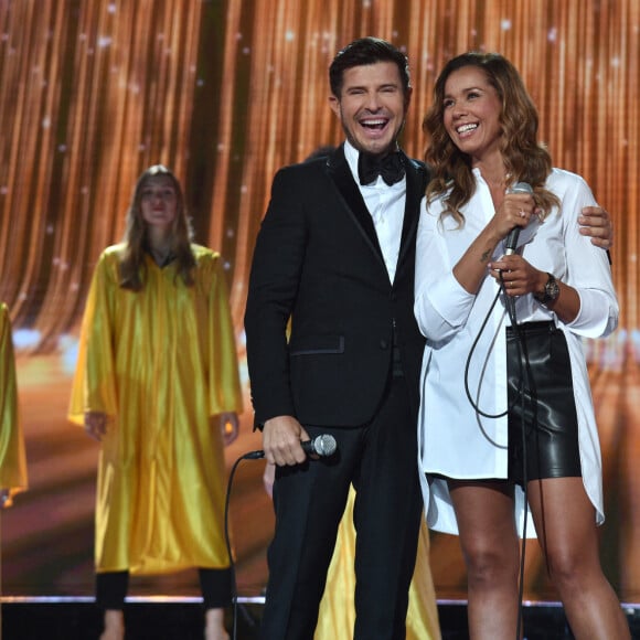 Exclusif - Vincent Niclo et Chimène Badi - Enregistrement de l'émission "300 Choeurs chantent pour les fêtes", diffusée le 22 décembre à 21h05 sur France 3.