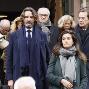 Frédéric Beigbeder et sa femme Lara Micheli lors des obsèques de Michel Legrand en la cathédrale orthodoxe Saint-Alexandre-Nevsky à Paris, le 1er février 2019. 