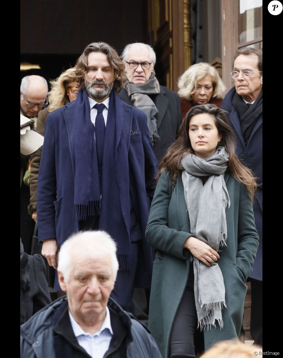 Frédéric Beigbeder et sa femme Lara Micheli lors des obsèques de Michel Legrand en la cathédrale orthodoxe Saint-Alexandre-Nevsky à Paris, le 1er février 2019.
