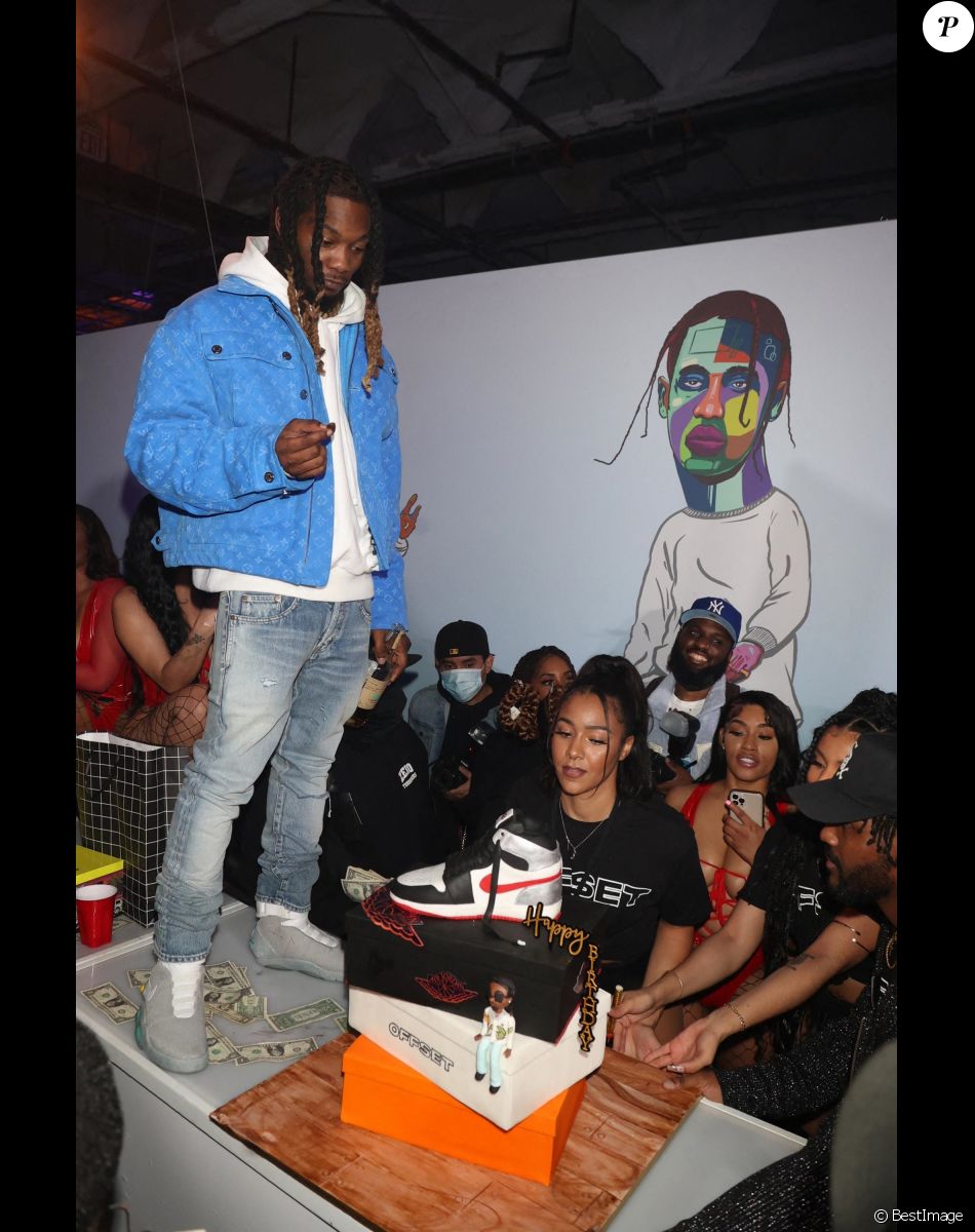 Offset a fêté ses 30 ans à Sneakertopia LA. Los Angeles, le 21 décembre 2021.